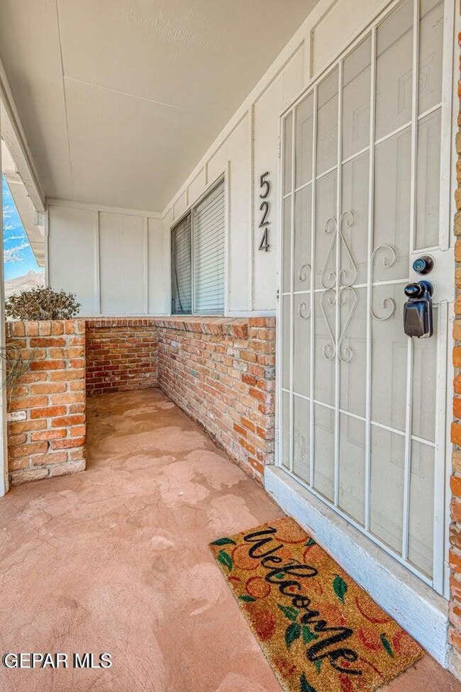 Building Photo - 524 Balboa Rd