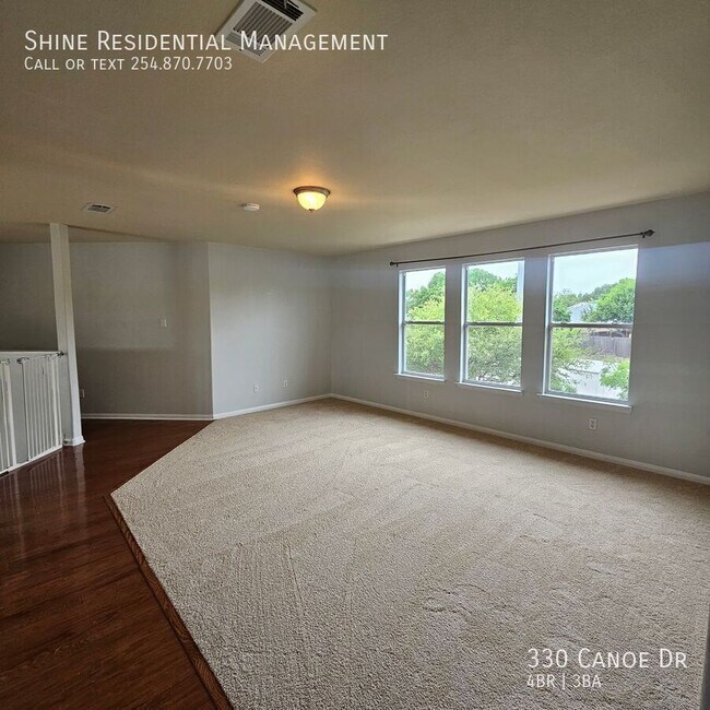 Building Photo - 330 Canoe Dr