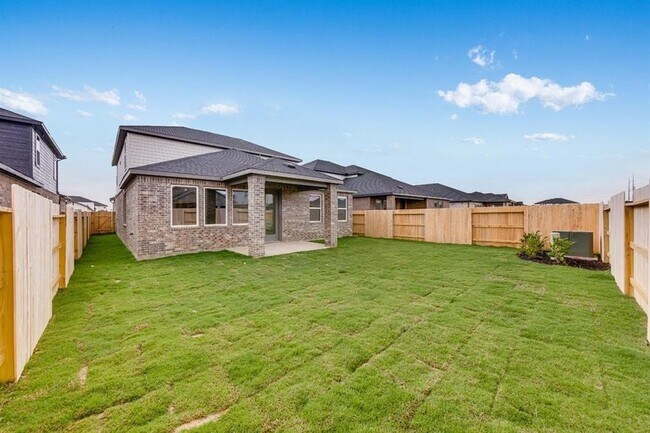 Building Photo - 9739 Pettus Crk Dr