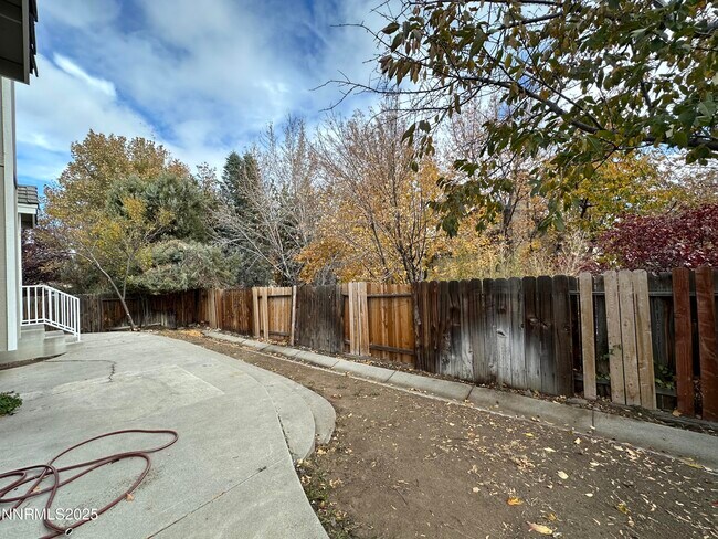 Building Photo - 6136 Greenbrook Dr
