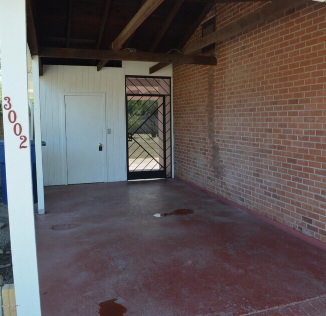 Building Photo - 3002 E Copper St
