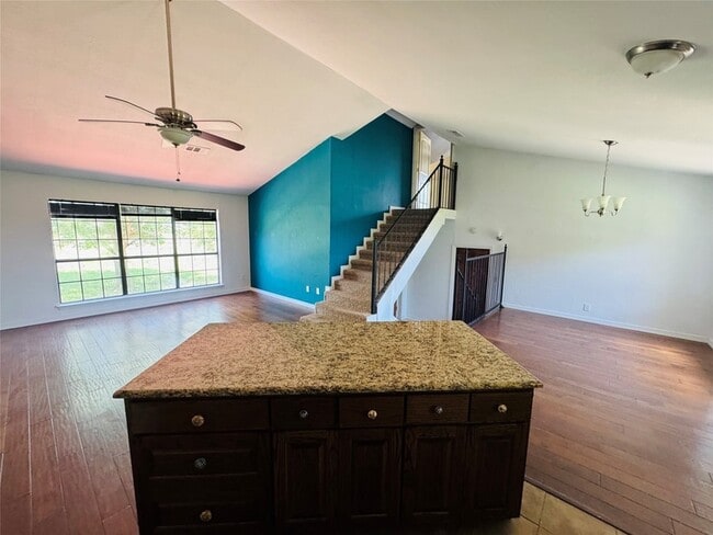 Building Photo - 2139 Co Rd 4106