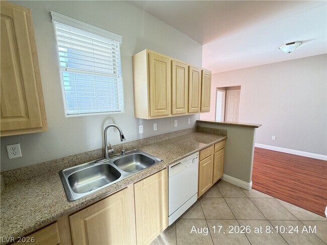 Building Photo - 8000 W Badura Ave