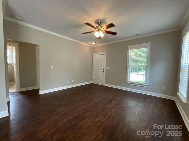 Building Photo - 8228 Ballymore Ct