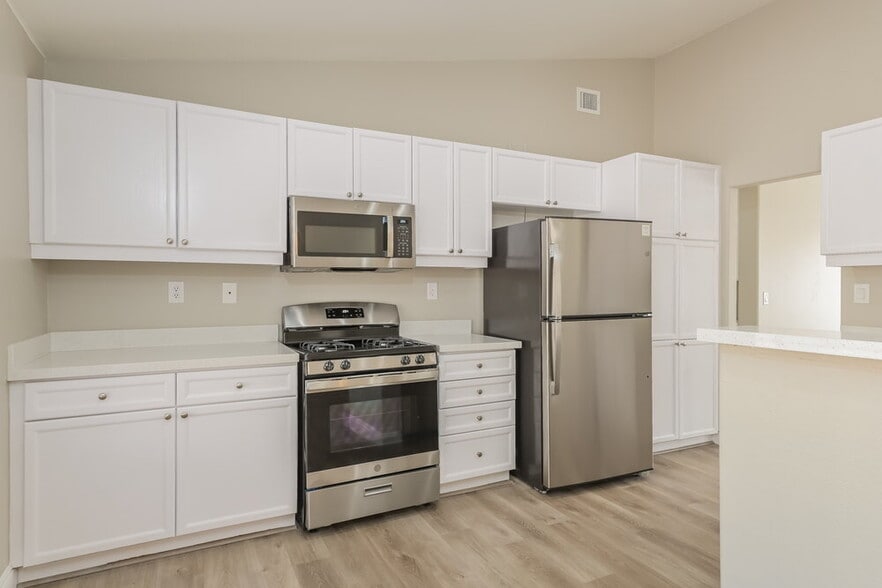 Building Photo - 456 Federman Dr