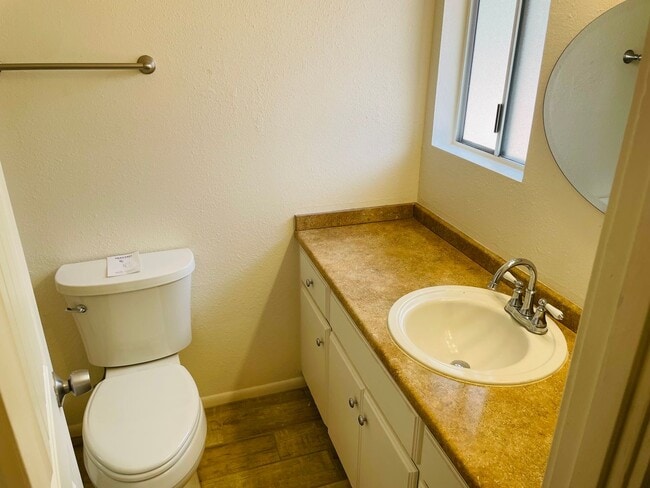 Building Photo - 185 Sierra Rd