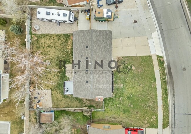 Building Photo - 9218 Laura Anne Wy.