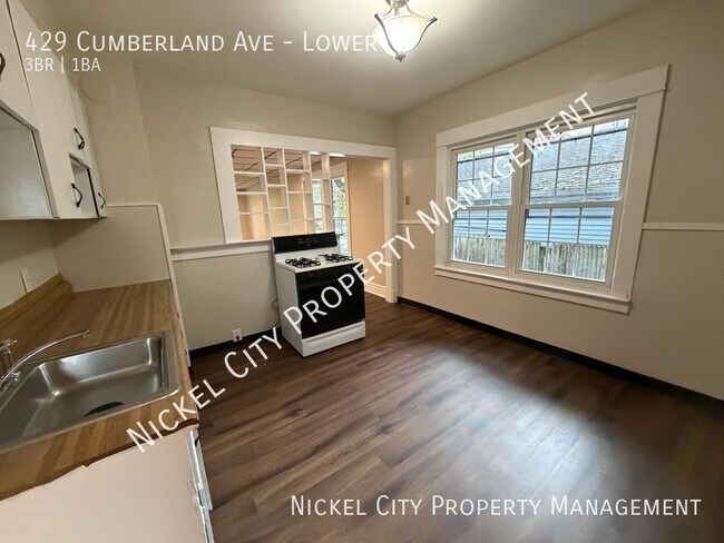 Building Photo - 429 Cumberland Ave
