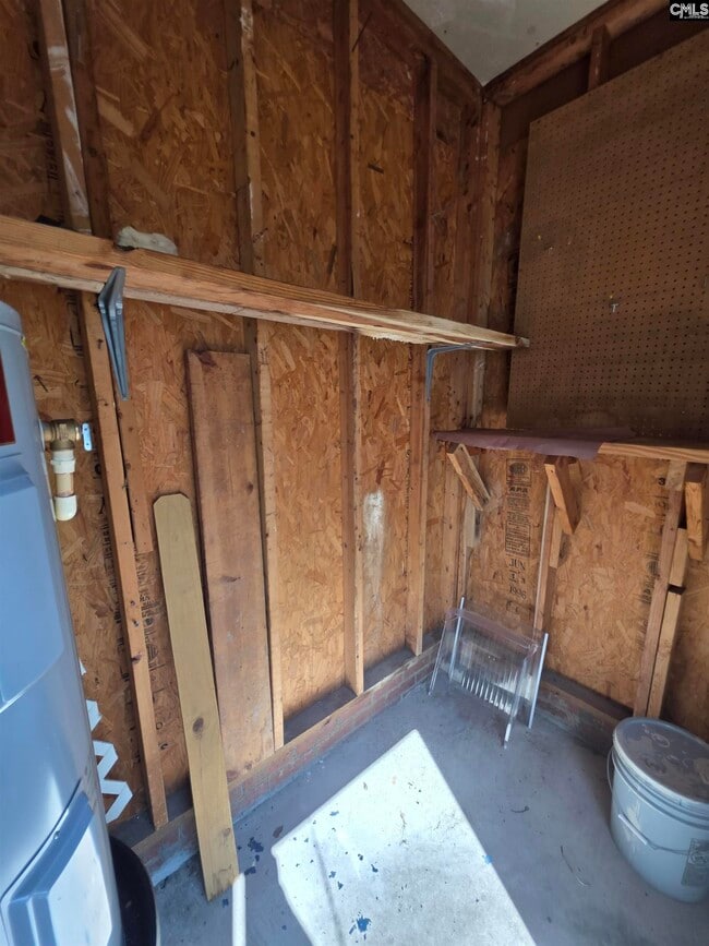 Building Photo - 129 Wildflower Ln