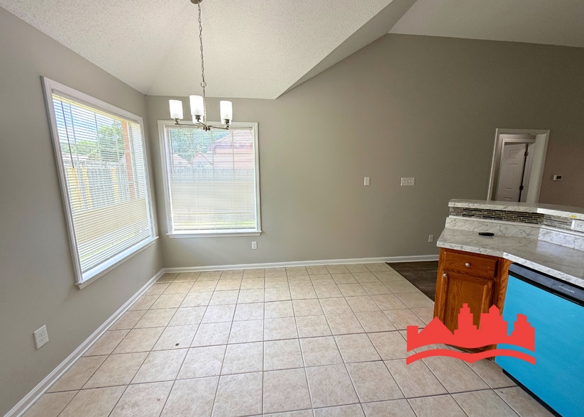 Building Photo - Spacious 3-Bedroom, 2-Bath Home for Rent!