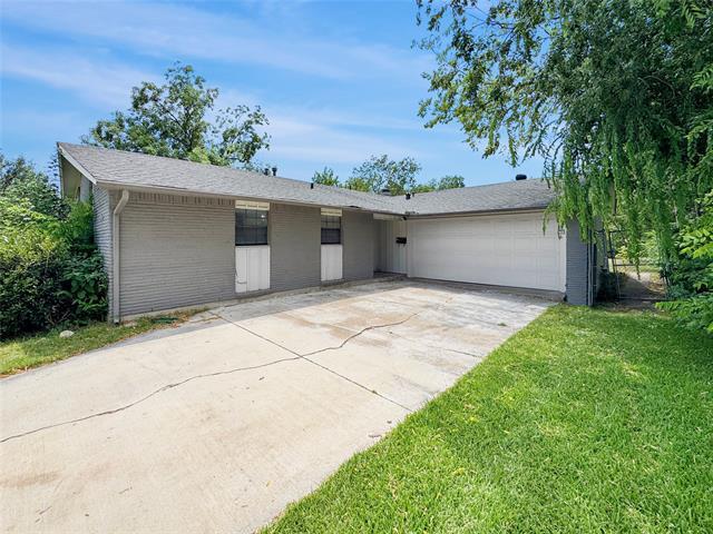 Building Photo - 1319 Wisteria Way