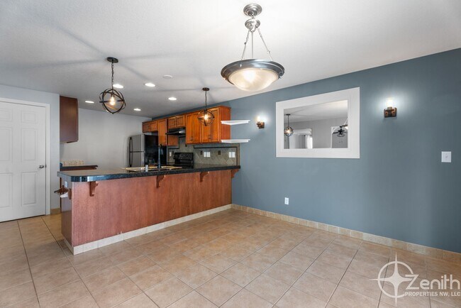 Building Photo - Fully Updated 4 Bedroom Single Family Home...
