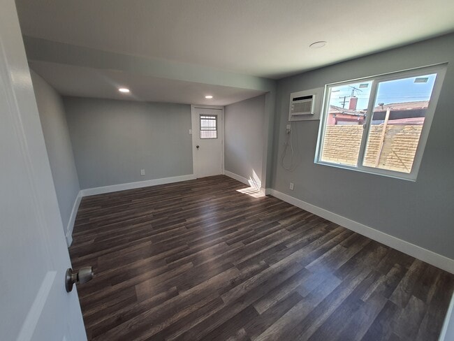 Bedroom #2 - 6538 San Vincente St