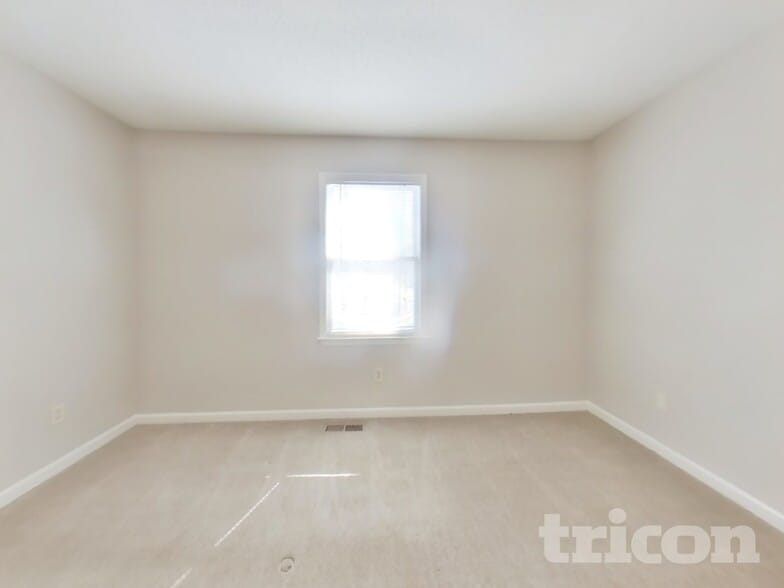 Building Photo - 449 Justins Crossing