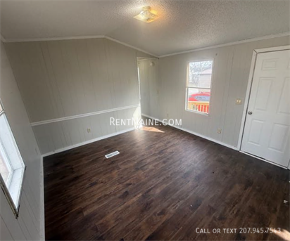 Building Photo - 24 Morton Ave