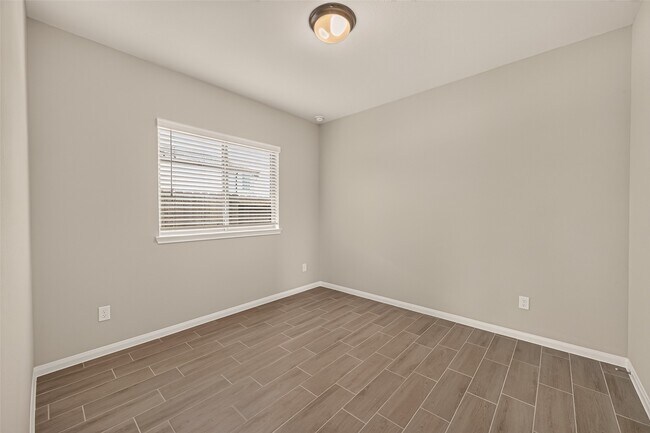 Building Photo - 27003 Estella Mdw Ln