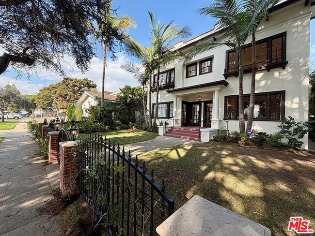 Building Photo - 1123 15th St