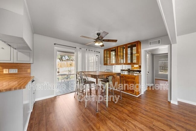 Building Photo - 303 Marquis Ln