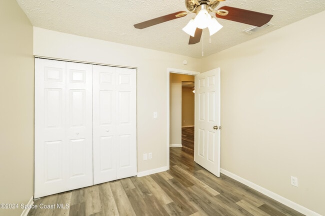 Building Photo - 456 SW Molloy St