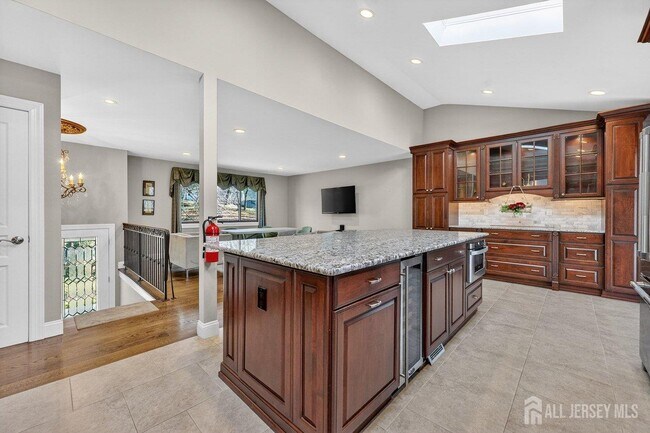 Building Photo - 2289 Brookside Dr