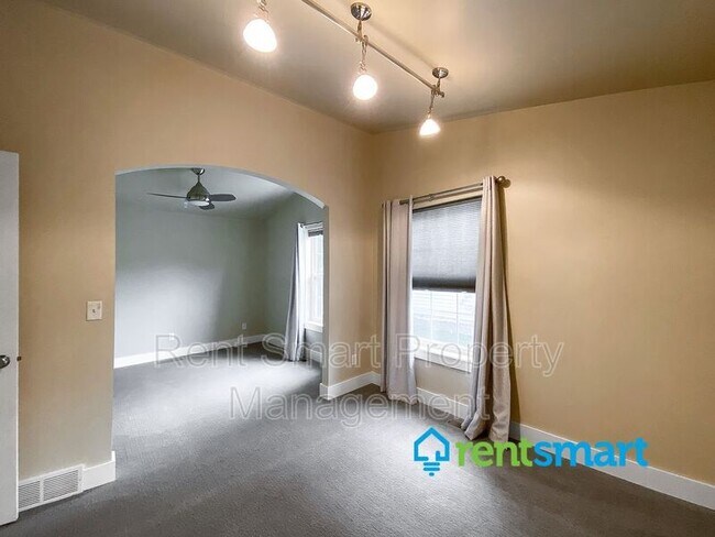 Building Photo - 2626 O'Shaughnessy
