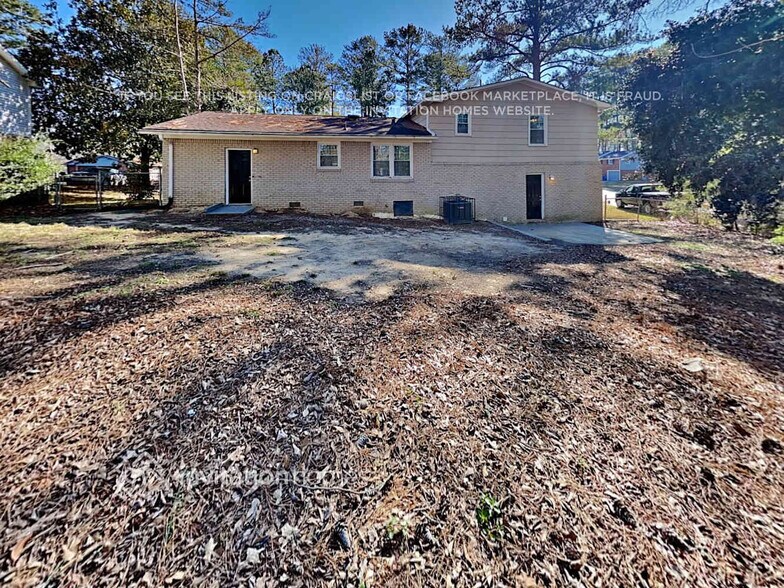 Building Photo - 6625 Hidden Brook Trail