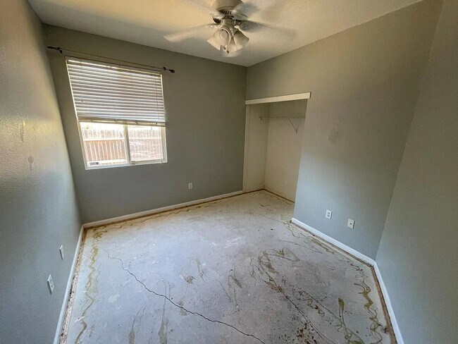 Building Photo - 9400 Trolio Way