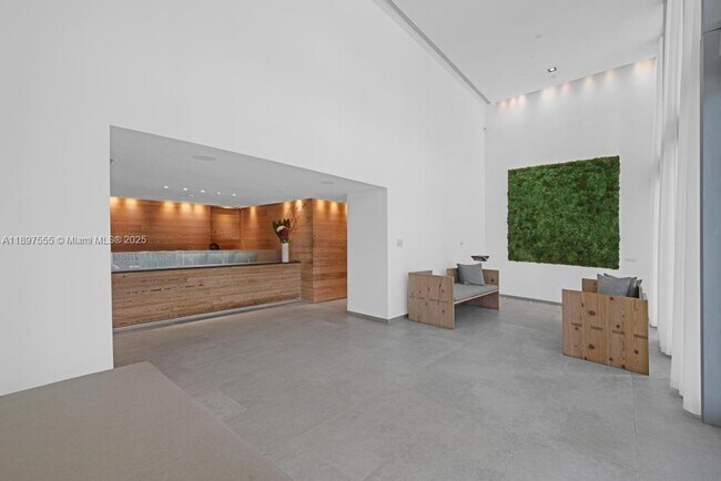 Building Photo - 1040 Biscayne Blvd