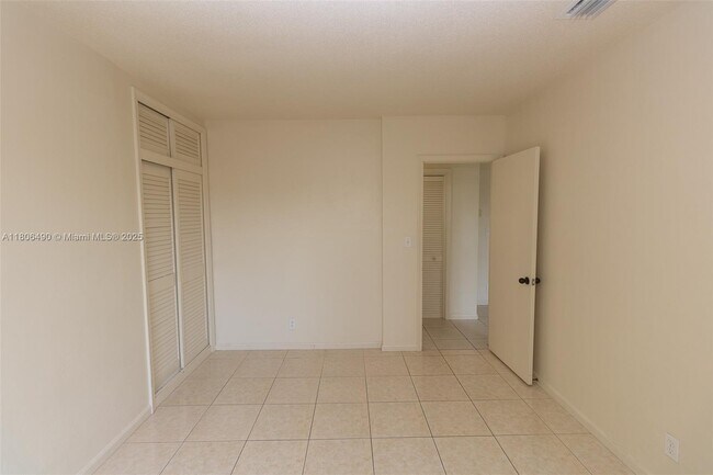 Building Photo - 8900 NW 38th Dr