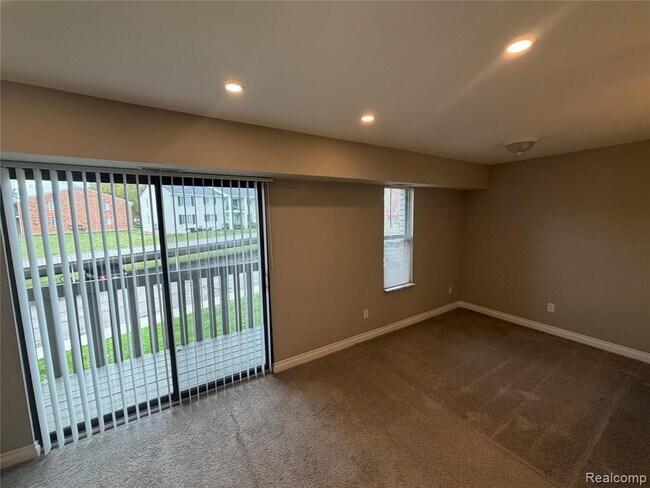 Building Photo - 32013 W 12 Mile Rd