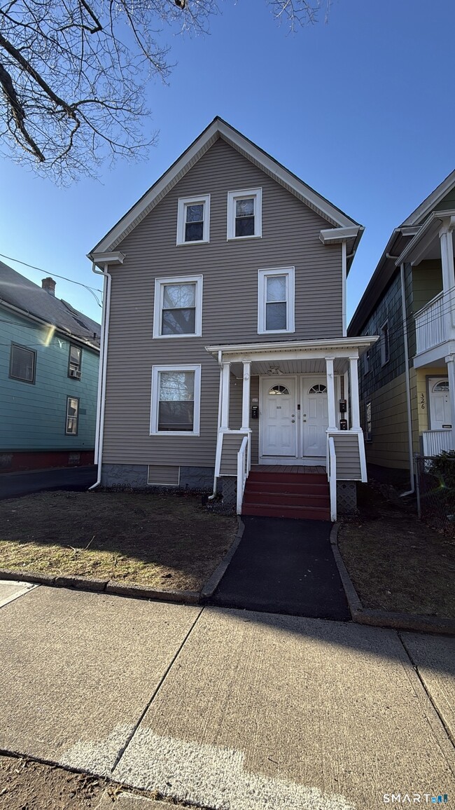 Building Photo - 322 Bassett St