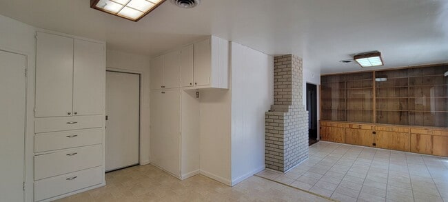 Building Photo - Great Eastside Location Across The Street From Shasta Meadows School