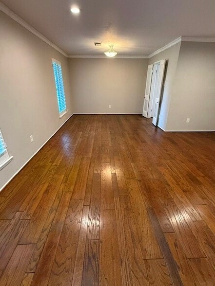 Building Photo - 1208 N Cottonwood Dr