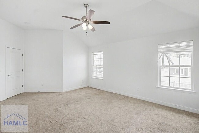 Building Photo - 390 Fairview Cir
