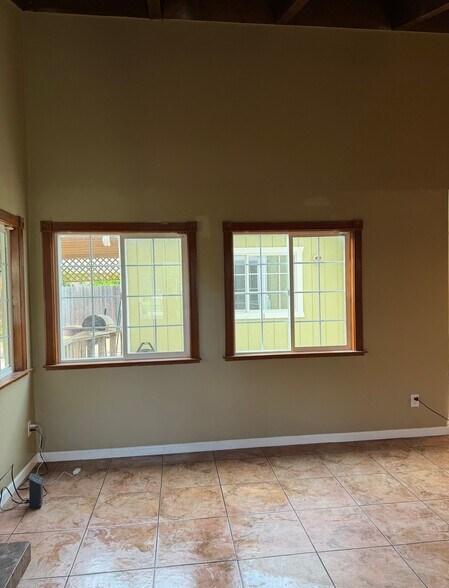 Building Photo - 2065 Colt Dr