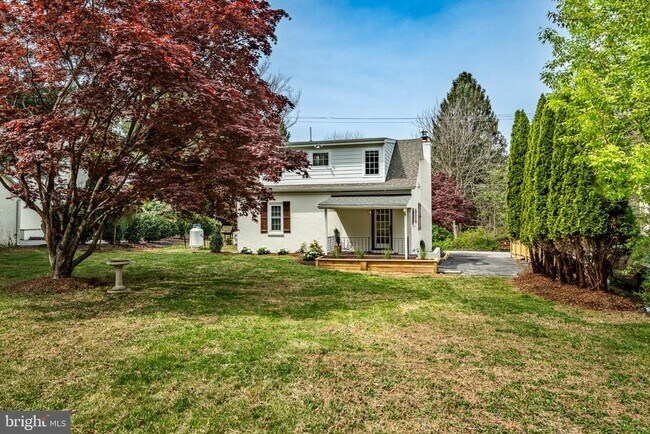 Building Photo - 539 Northbrook Rd