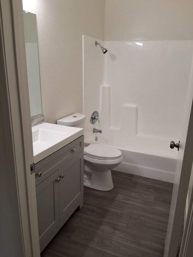 Building Photo - Palms Apartments San Marcos 2 bed 2 bath