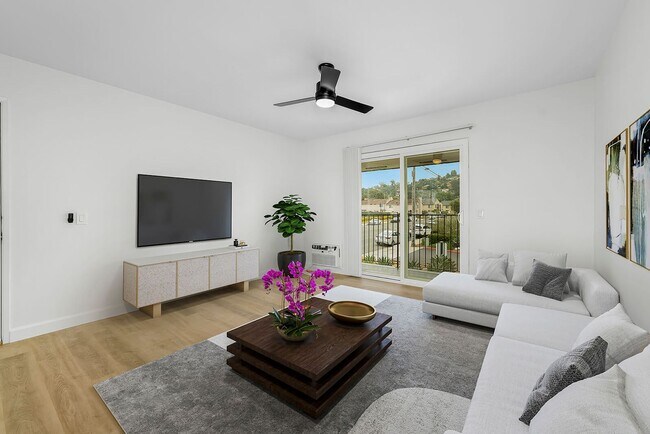 Interior Photo - Lone Palm Terrace