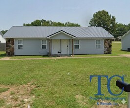 Building Photo - 01021