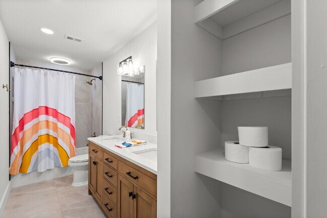 Building Photo - "Renovated 4-Bedroom in Rocky Bayou Estates!"