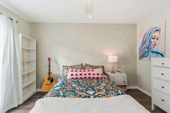 Building Photo - 3231 Allen Pkwy