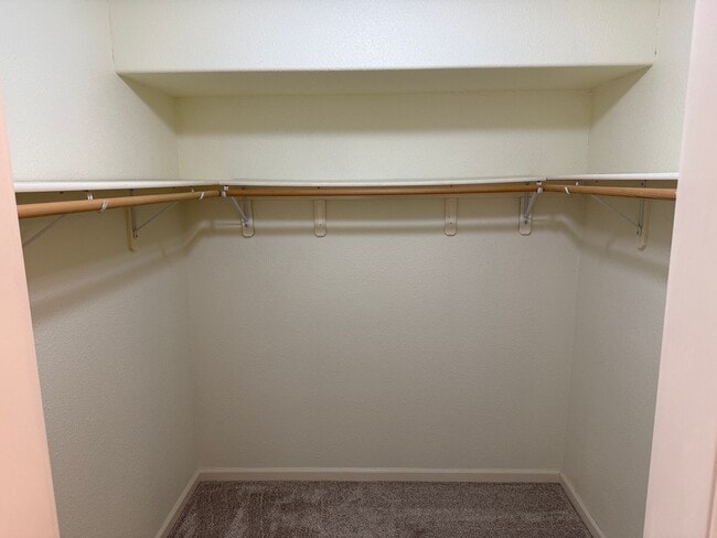 Building Photo - Beautiful 3 bedroom 2 bath house in Cottage Grove!