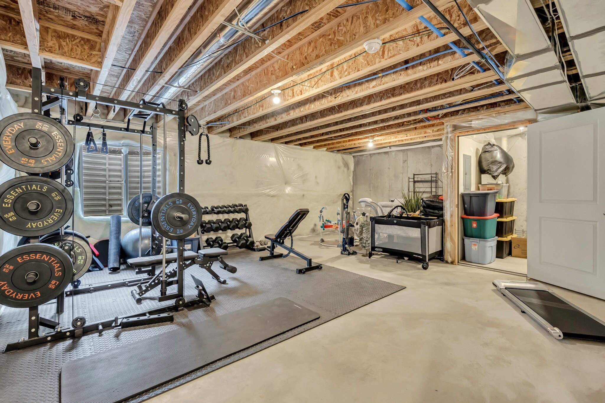 Building Photo - 5176 W Duet Dr