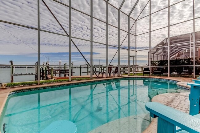 Building Photo - 218 Sand Key Estates Dr