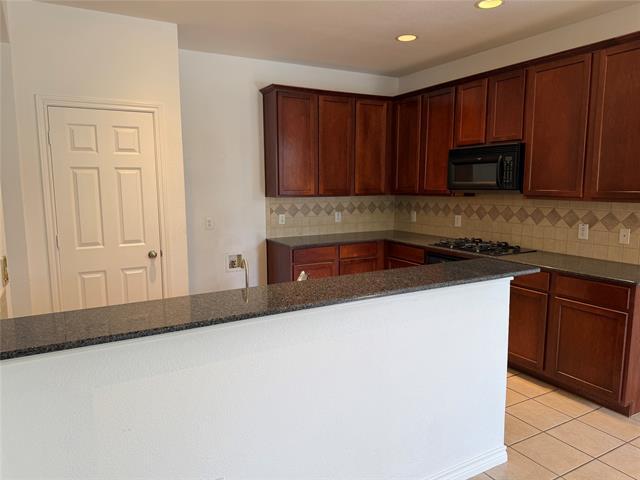 Building Photo - 7720 Mapleridge Dr