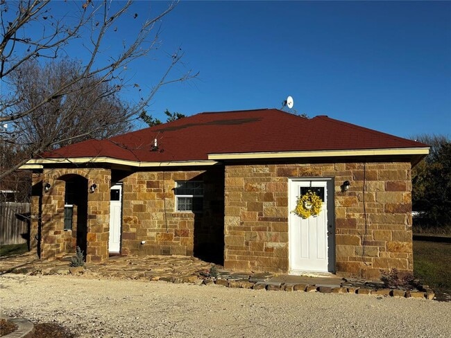 Building Photo - 102 Austin Elaine Dr