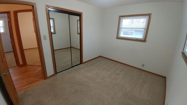 Building Photo - Charming 3-Bed Home with Private Yard – Gr...