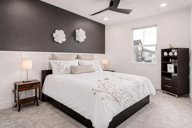 Building Photo - 11300 N Casa Dega Dr