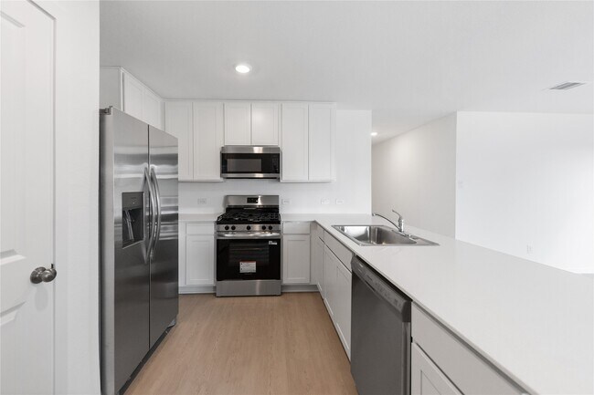 Building Photo - 9247 Speckled Trout Dr