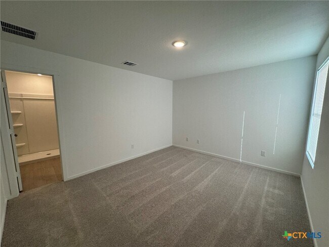 Building Photo - 3563 Prominence St